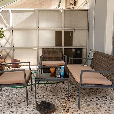 Saffron Apartment In Central Atene Esterno foto