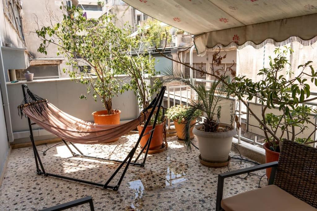 Saffron Apartment In Central Atene Esterno foto