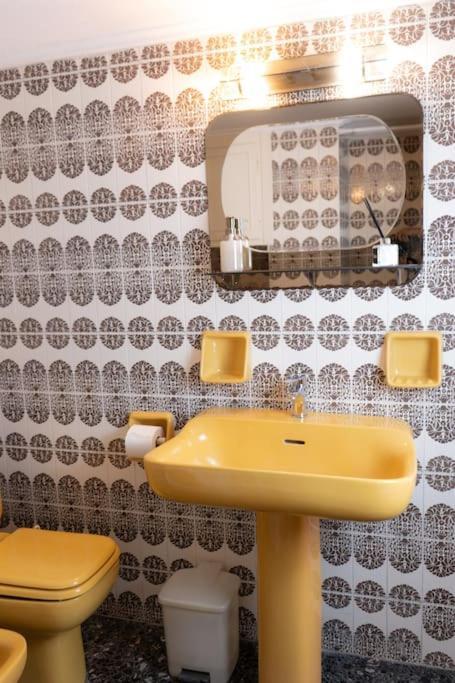 Saffron Apartment In Central Atene Esterno foto